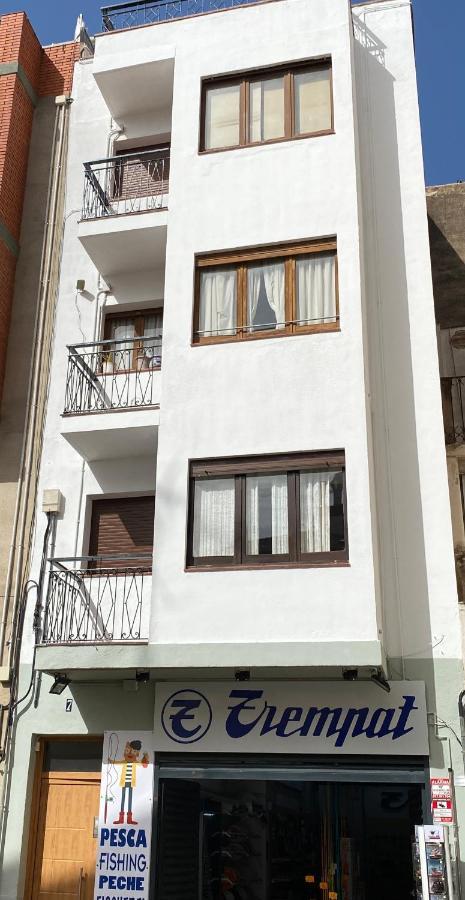Atico Con Terraza Apartment Cambrils Luaran gambar